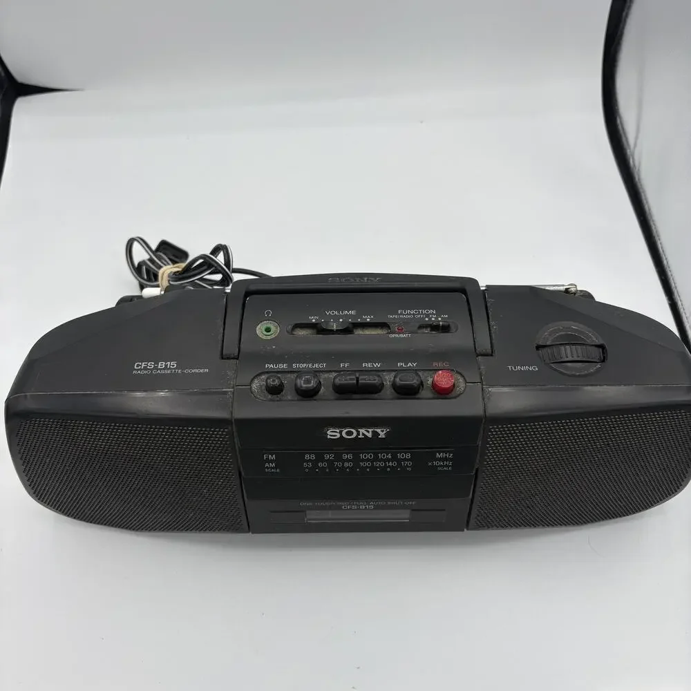 Vintage Sony CFS-B15 Radio Cassette Recorder Boombox Black FM AM‎ Tape Player